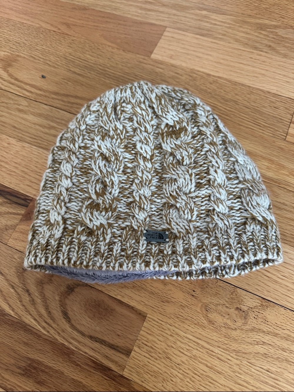 The North Face Two-Tone Cable Knit Beanie - Cream & Tan